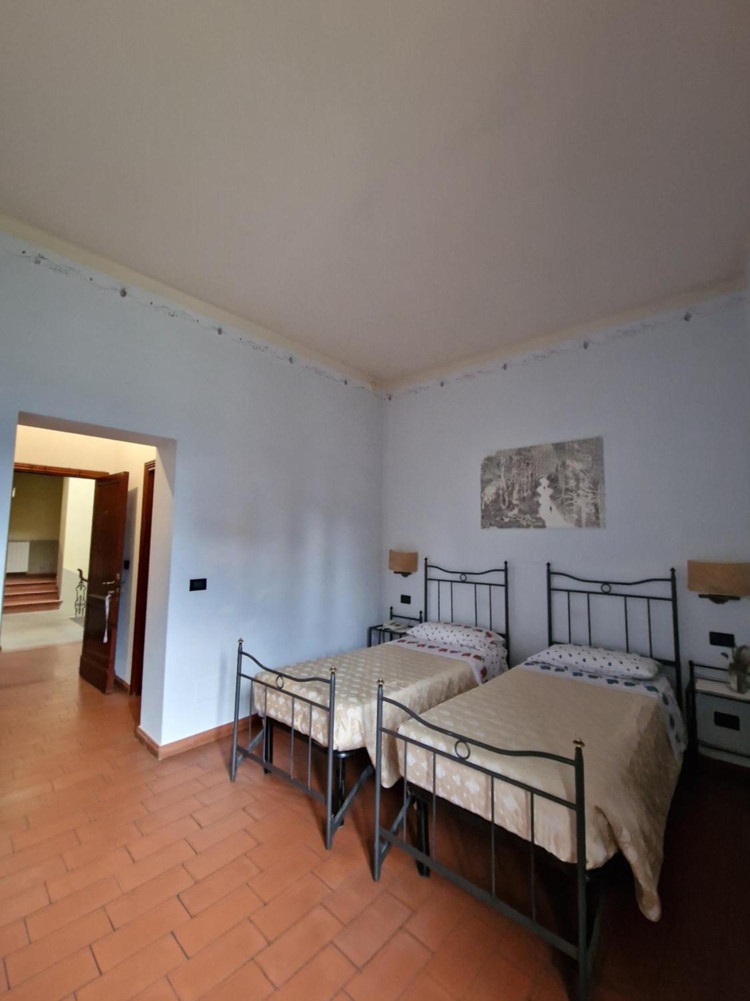 Hotel Ristorante Casa Volpi Arezzo Exterior foto